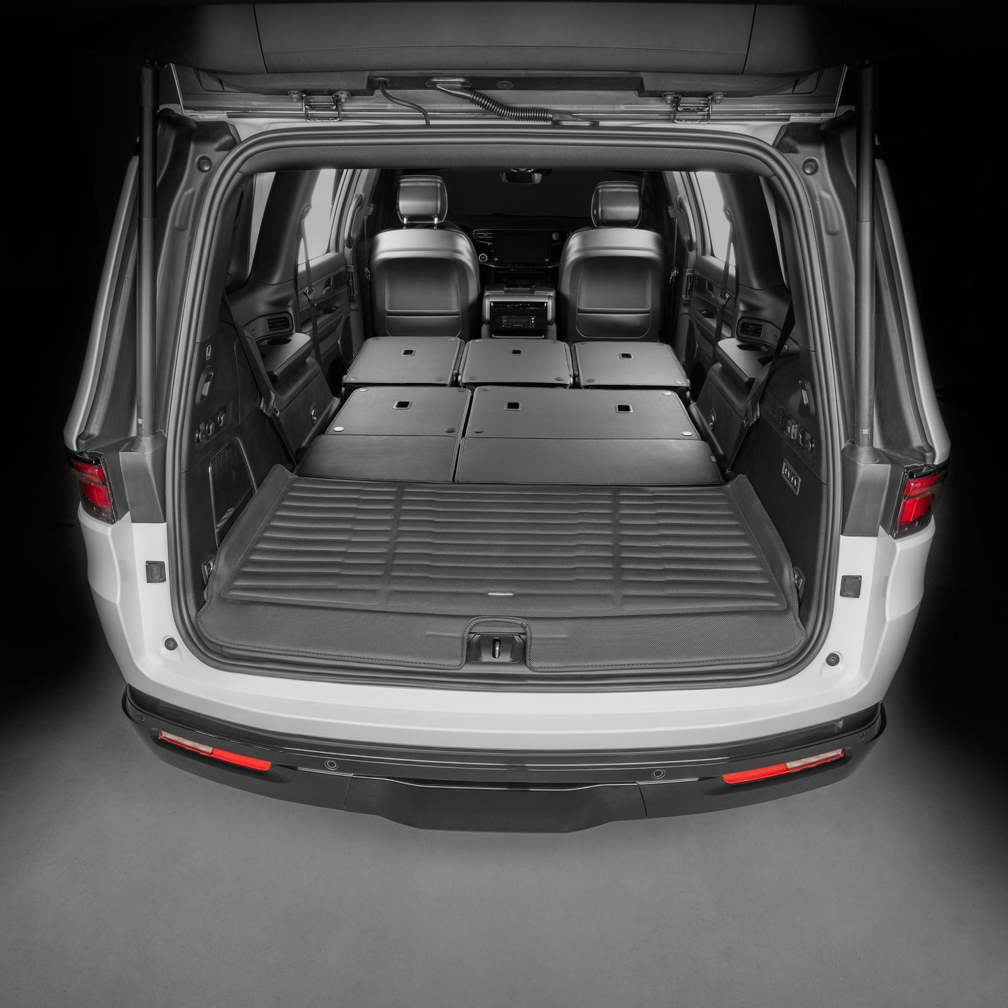 Jeep Wagoneer 8-Seater