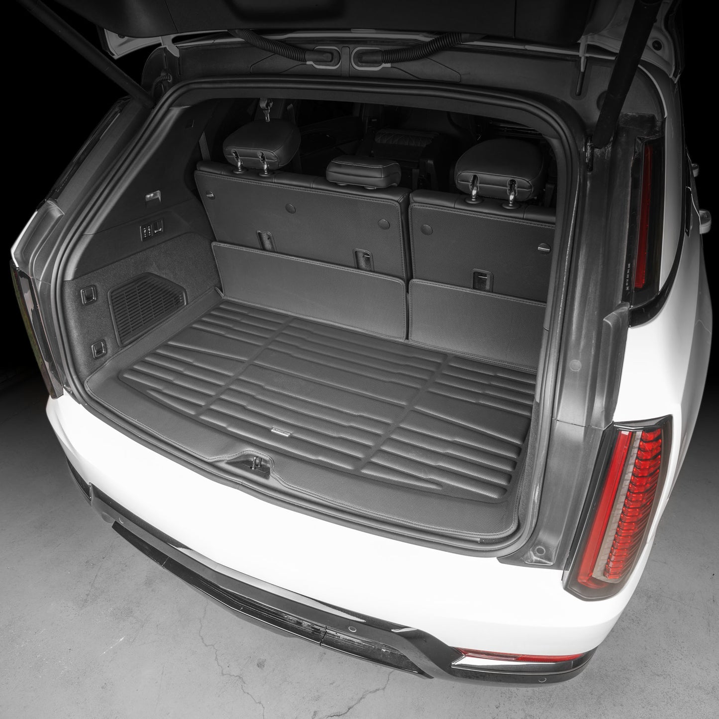 Cadillac Escalade IQ without Second Row Console