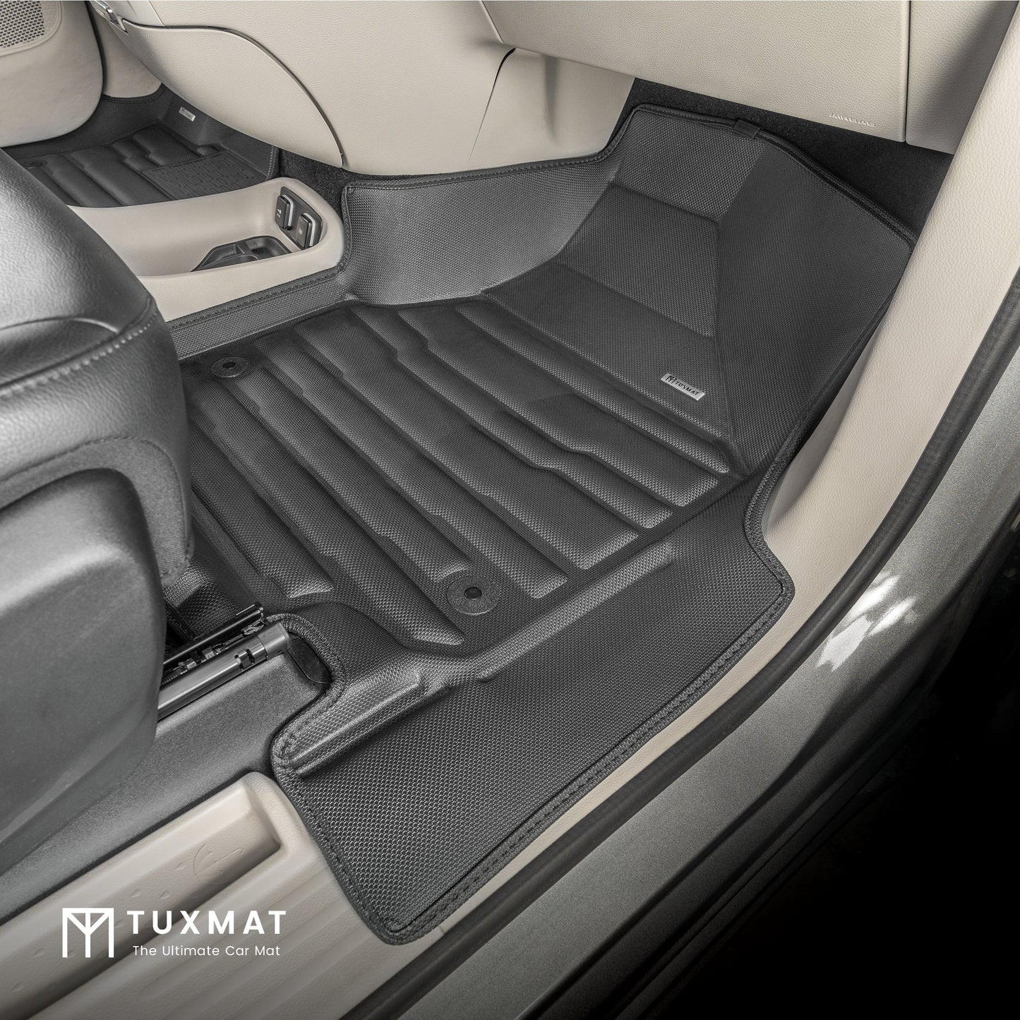 Chrysler Pacifica 8-Seater Limited
