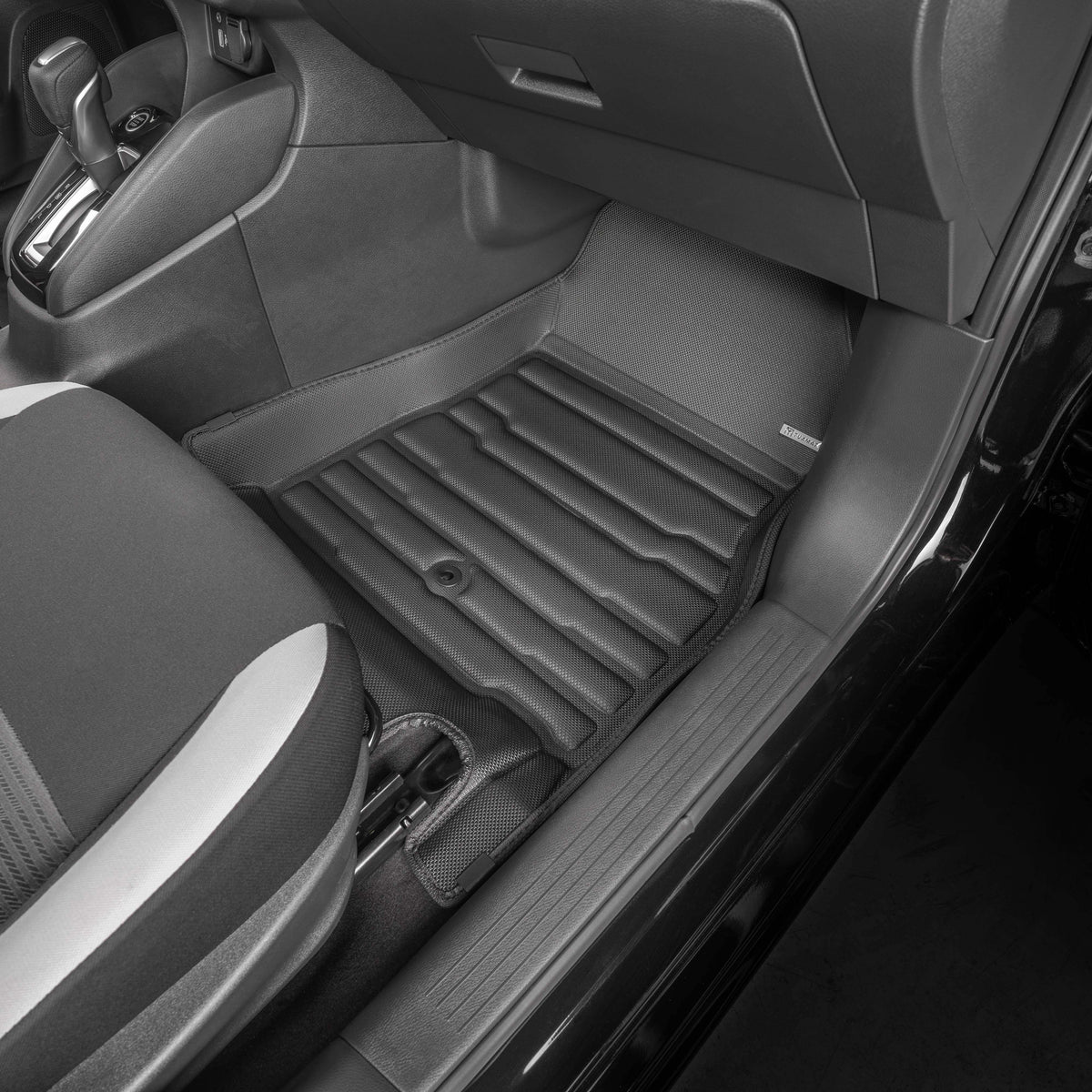 A0642/B0642 Smartliner 1st & 2nd Row Floor Liners A0642/B0642 Smartliner 1st & 2nd Row Floor Liners