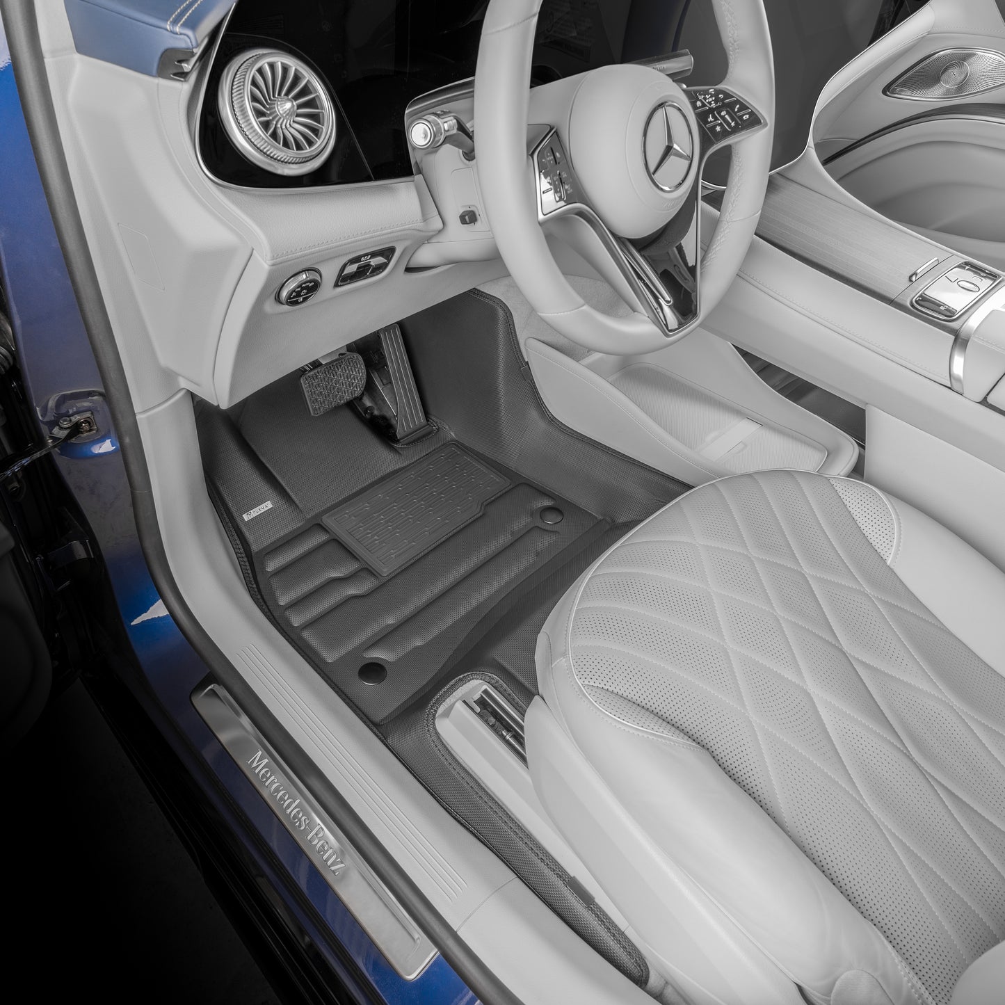 Mercedes-Benz EQS 7-Seater SUV