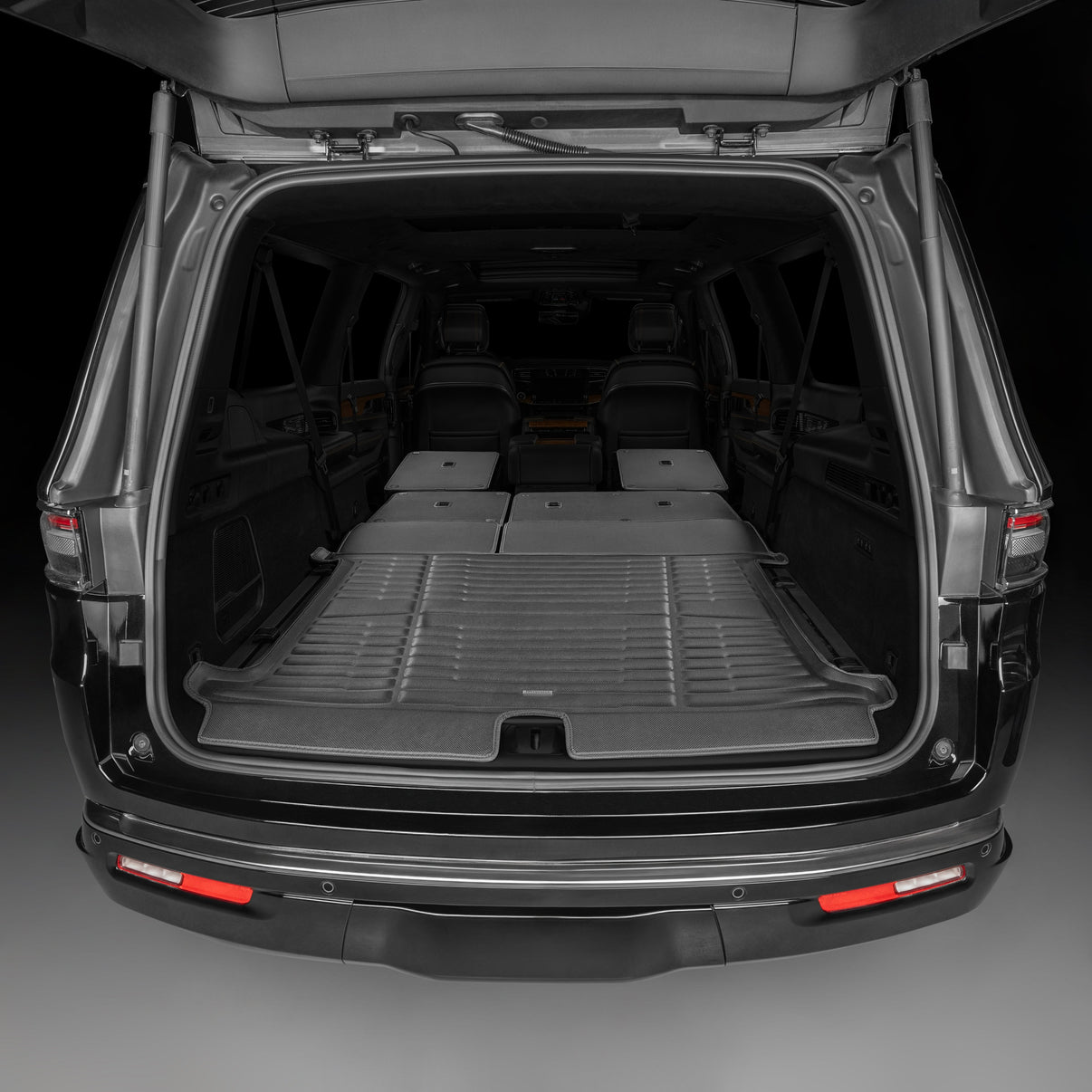 Jeep Grand Wagoneer L 7-Seater