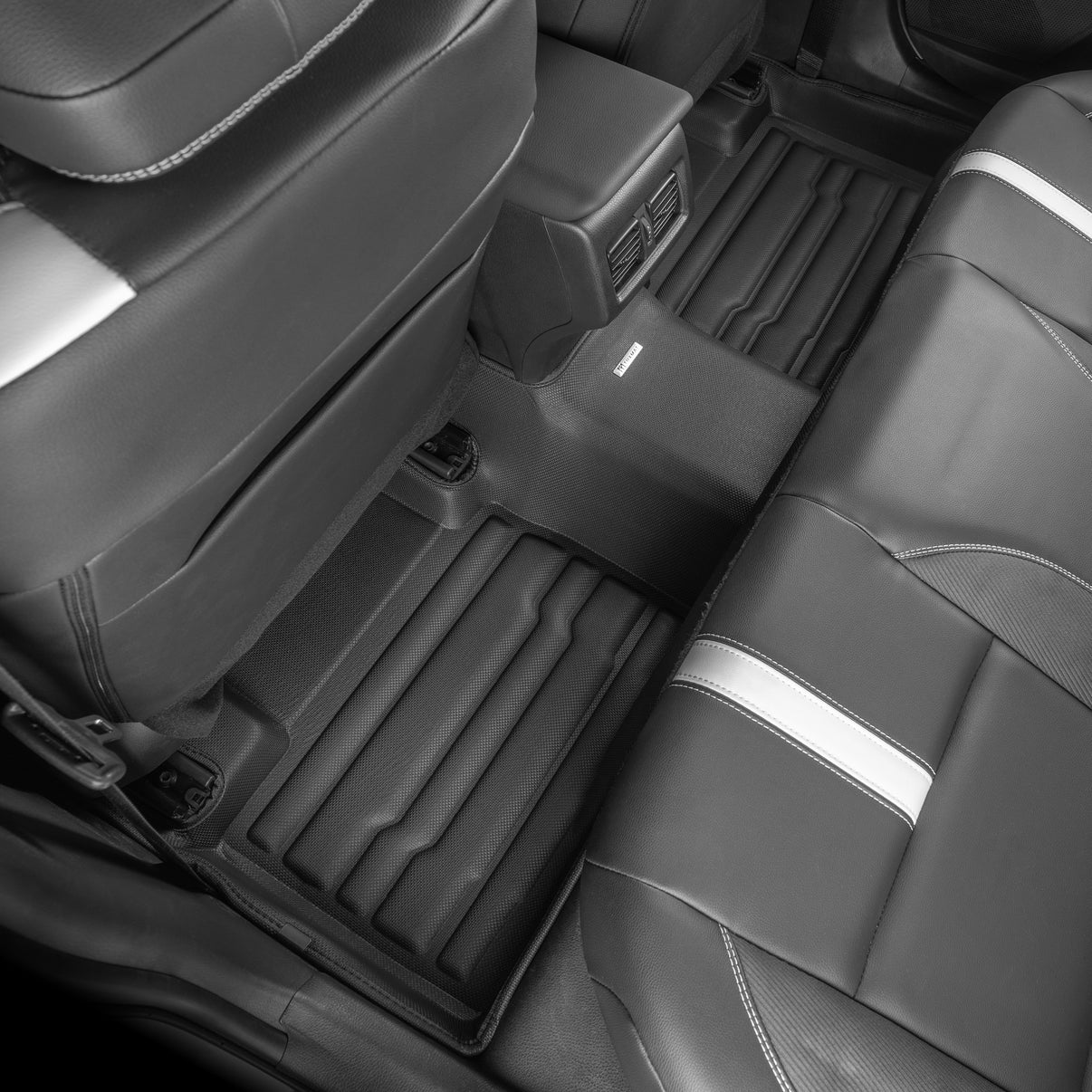 Toyota Camry Hybrid FWD